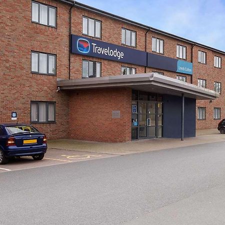 Travelodge Leeds Colton Garforth Exterior foto