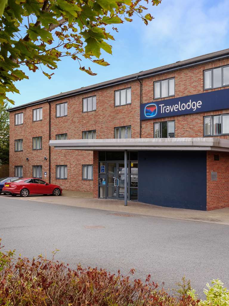 Travelodge Leeds Colton Garforth Exterior foto